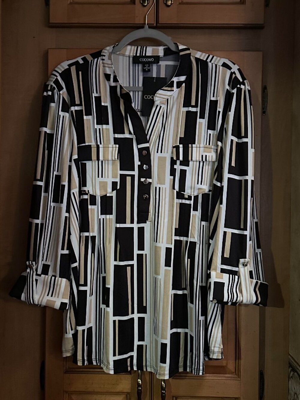 NWT Cocomo Black/Beige Abstract Top XL